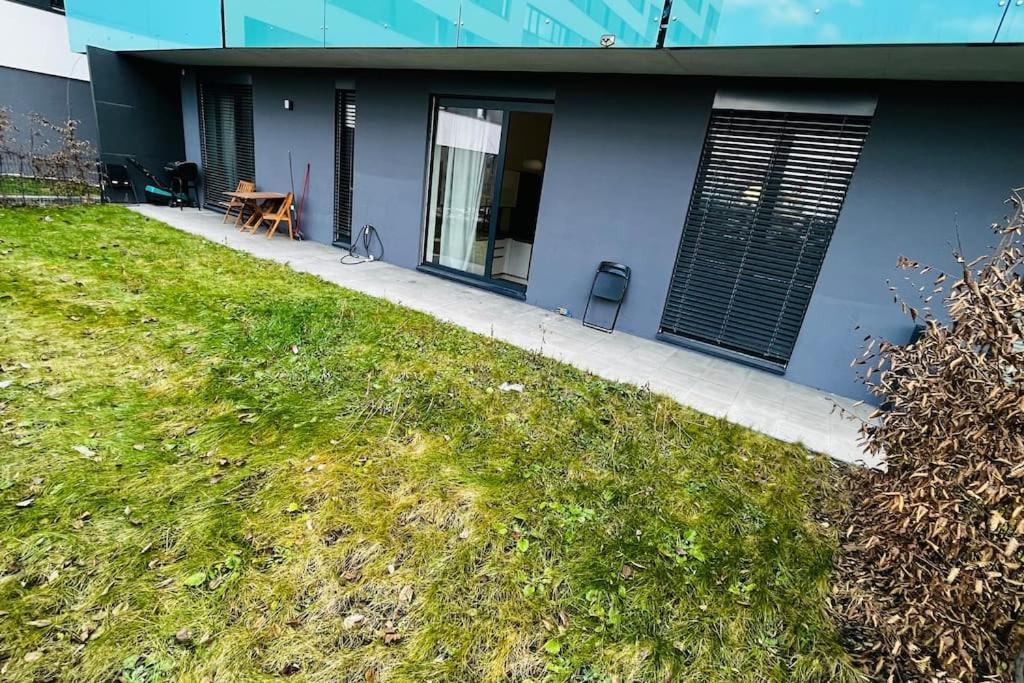 Apartment Holesovice, Garden, Garage 布拉格 外观 照片
