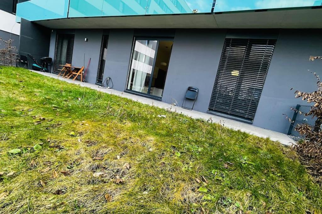 Apartment Holesovice, Garden, Garage 布拉格 外观 照片